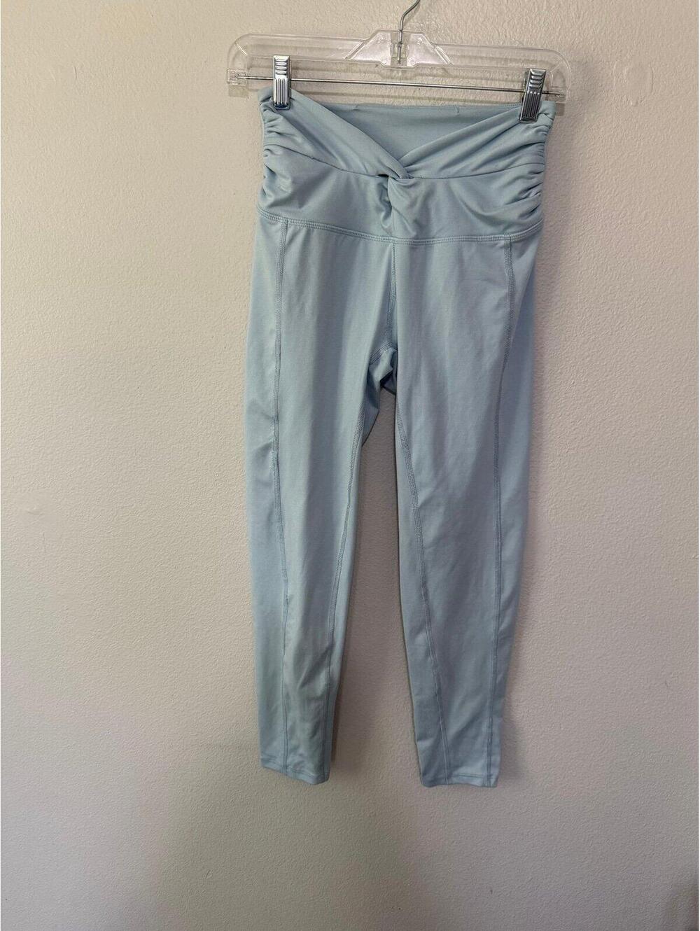 Free people movement leggings size small